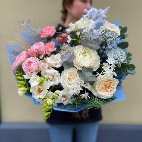 Bouquet «Dawn Lake», Flowers: Rose, Pion-shaped rose, Narcissus, Dianthus, Asparagus, Freesia