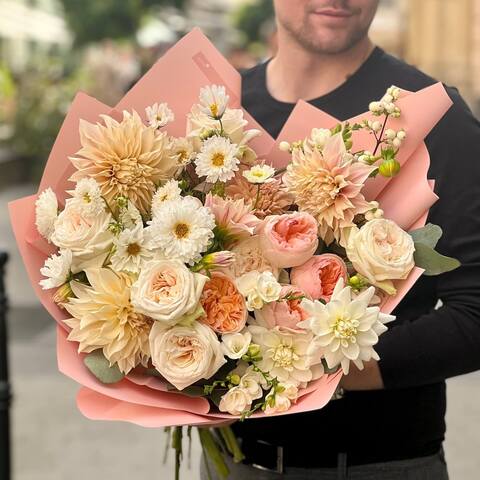 Bouquet «Peach sun», Flowers: Dahlia, Pion-shaped rose, Cosmos, Freesia, Eucalyptus, Symphoricarpos