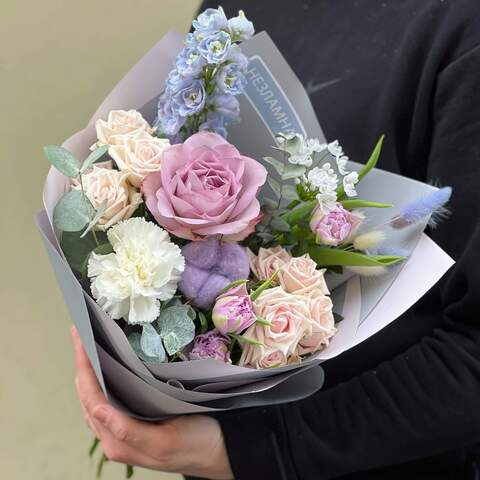 Bouquet «Lavender Flute», Flowers: Rose, Delphinium, Dianthus, Tulipa, Lagurus, Eucalyptus