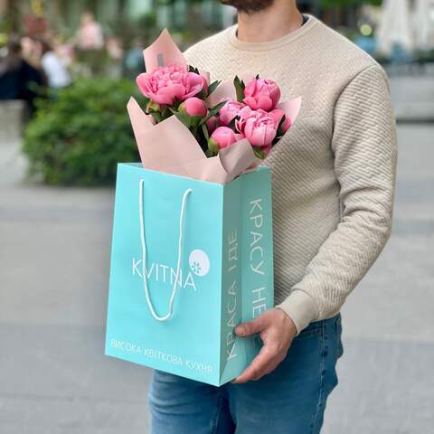 Photo of 9 peonies in a bouquet «Coral compliment»