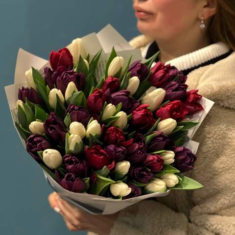 Шикарний мікс тюльпанів «Гарнюня», Квіти: Тюльпан, 51 шт.