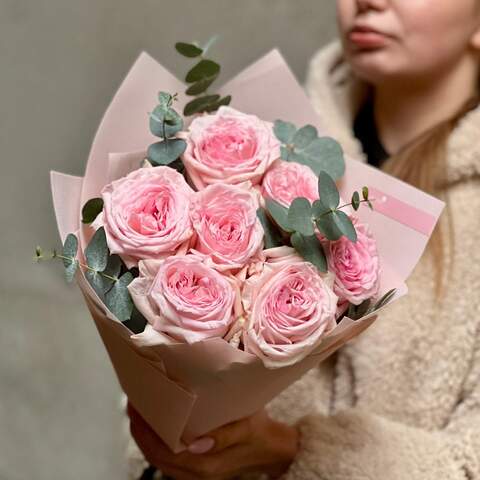 Photo of Aromatic bouquet of 7 Pink O'Hara roses «Fragrant Compliment»