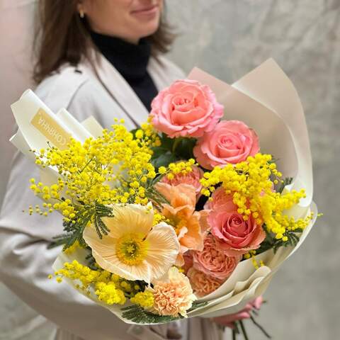 Bouquet «Apricot kiss», Flowers: Papaverum, Mimosa, Dianthus, Rose