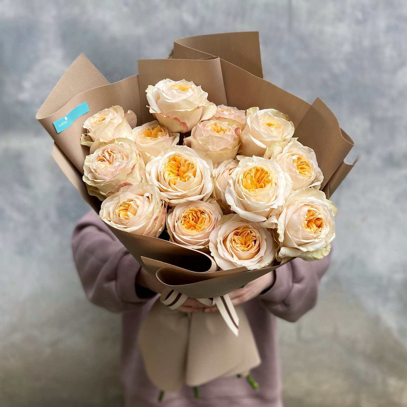 Peony rose «Victorian Peach» delivery to Lviv - Kvitna - Rose