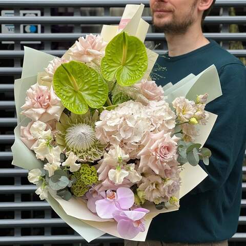 Bouquet «Shades of lightness», Flowers: Hydrangea, Protea, Phalaenopsis, Rose, Anthurium, Lathyrus, Eustoma, Eucalyptus