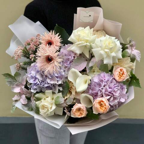 Bouquet «Aesthetic delight», Flowers: Hydrangea, Pion-shaped rose, Gerbera, Zantedeschia, Dahlia, Ozothamnus