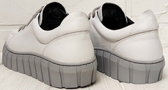 Белые кроссовки на высокой подошве женские Guero G146 508 04 White Gray.