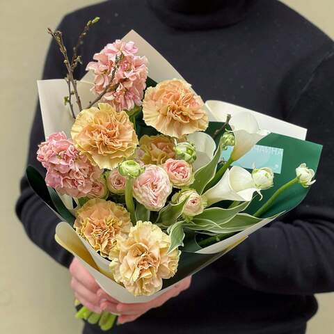Bouquet «Green moment», Flowers: Dianthus, Bush Rose, Matthiola, Zantedeschia