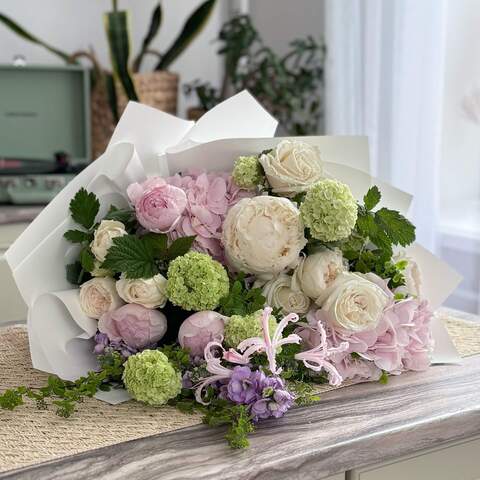 Photo of Pastel sophisticated bouquet «Mom's tenderness»