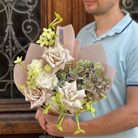 Pastel bouquet with interesting flowers «Foggy Morning», Flowers: Rubus Idaeus, Hydrangea, Rose, Eustoma, Nicotiana