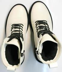 Белые кожаные ботинки женские зимние Ari Andano 740 Milk Black.
