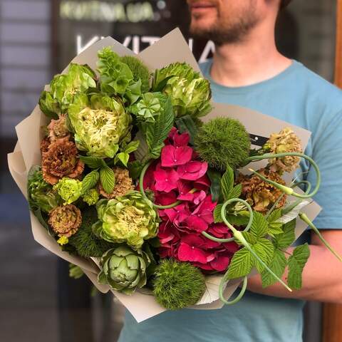 Unusual textured bouquet «Raspberry Grove», Flowers: Eustoma, Hydrangea, Dianthus, Molucella, Rubus Idaeus, Artishok, Rose