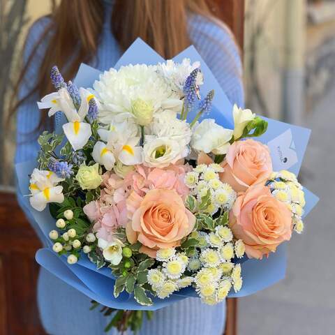 Bouquet «Carefree morning», Flowers: Rose, Hypericum, Iris, Chrysanthemum, Hydrangea, Eustoma, Dianthus, Freesia, Pittosporum
