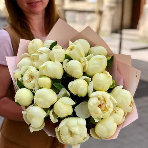 25 lemon peonies in a bouquet «Touch of the Sun», Flowers: Paeonia, 25 pcs.