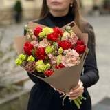 Photo of Bright spring bouquet «Caramel rubies»