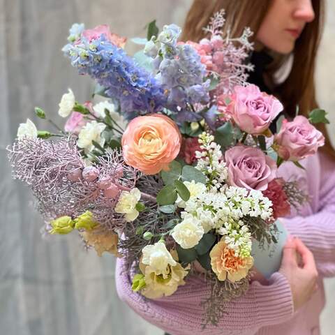 Flowers in a box «Cozy sky», Flowers: Rose, Ranunculus, Delphinium, Dianthus, Syringa, Eustoma