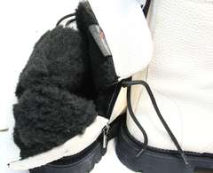 Белые ботинки с мехом женские зимние Ari Andano 740 Milk Black.