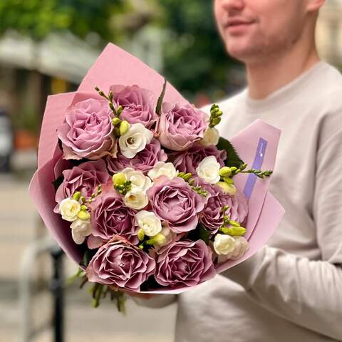 Bouquet «Morning magic», Flowers: Rose, Freesia