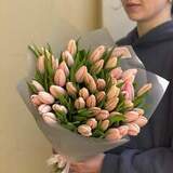 Photo of 51 premium salmon-colored tulips in a bouquet «Gentle»