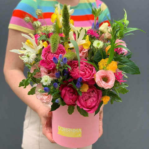 Flower Box «Rainbow Emotions», Flowers: Alstroemeria, Alchemilla, Setaria, Sandersonia, Nigella, Pittosporum, Eustoma, Pion-shaped rose