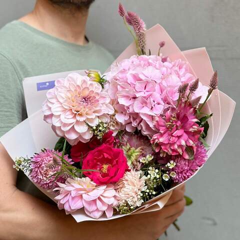 Photo of Sweet pink bouquet «Creamy Hibiscus Tea»