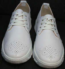 Повседневные кроссовки туфли летние женские кожаные Derem 18-104-04 All White.