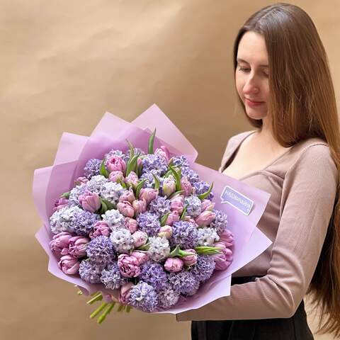 Lavender bouquet of tulips and hyacinths «Spring evening», Flowers: Tulipa, Hyacinthus