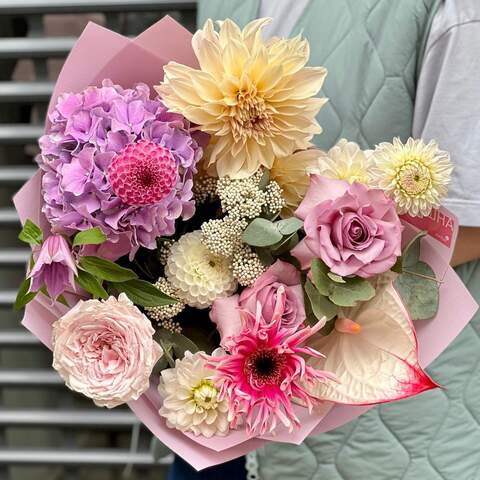 Bouquet «Gentle Symphony», Flowers: Hydrangea, Pion-shaped rose, Anthurium, Gerbera, Dahlia, Clematis, Ozothamnus