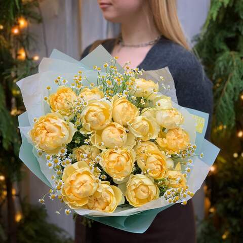 Букет «Пионовидное лимончелло», Цветы: Роза пионовидная, Танацетум