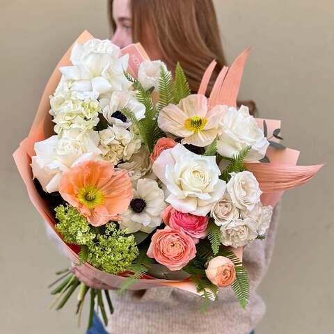 Bouquet «Athena», Flowers: Papaverum, Hydrangea, Anemone, Ranunculus, Tulipa, Ambrella, Rose, Viburnum