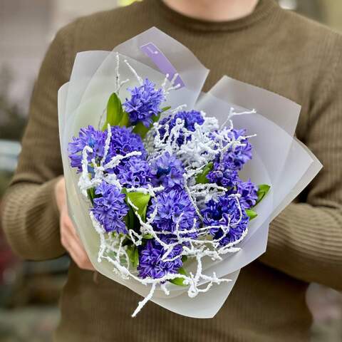 Fragrant bouquet of blue hyacinths and snow-covered branches «Snowy sky», Flowers: Hyacinthus