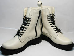 Белые женские модные зимние ботинки Ari Andano 740 Milk Black.