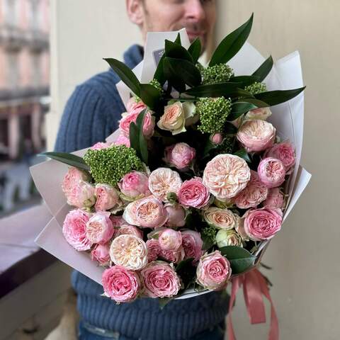 11 кустовых пионовидных роз в букете «Милые розочки», Цветы: Роза пионовидная кустовая, 11 веток
