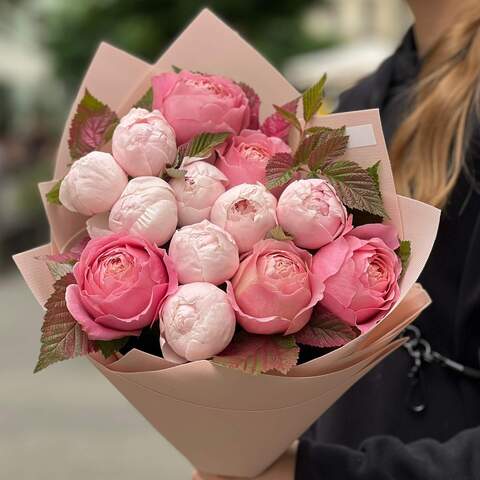 Photo of 13 exquisite peony roses in a bouquet «Romantic Memories»