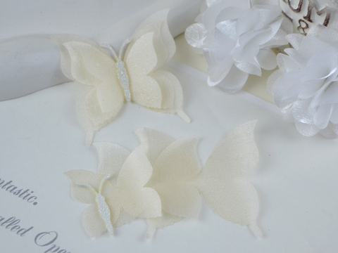 Заготовки для метеликів з блискучої органзи молочні (на 2 метелика)