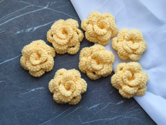 Квітка об'ємна в'язана жовта (ручна работа)