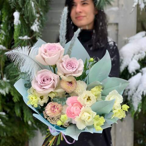 Bouquet «Winter charm», Flowers: Rose, Ranunculus, Eustoma, Dianthus, Eucalyptus