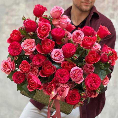 Букет «Гордость и предубеждение», Цветы: Роза, Роза пионовидная