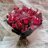 Photo of Voluminous burgundy bouquet with spray roses «Tart Berry»