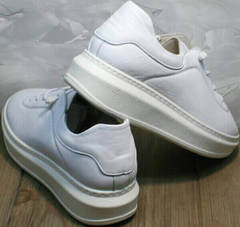 Женские белые кроссовки с толстой подошвой Rozen M-520 All White.