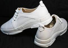 Красивые модные кроссовки туфли с перфорацией женские Derem 18-104-04 All White