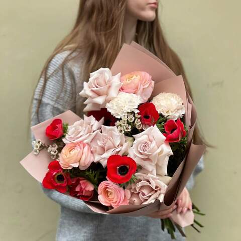 Bouquet «Ruddy smile», Flowers: Rose, Ranunculus, Anemone, Chamelaucium, Dianthus