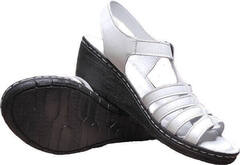 Белые кожаные босоножки сандали на толстой подошве AVK 111-2 White Black.