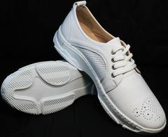 Белые спортивные туфли на белой подошве женские Derem 18-104-04 All White