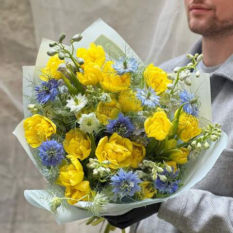 Bouquet «Sunny azure sky», Flowers: Tulip pion-shaped, Nigella, Delphinium