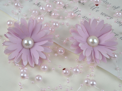 Квітка багатошарова з перлиною рожева