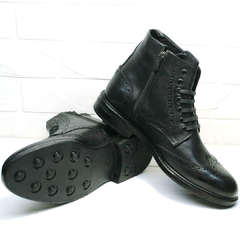 Теплые ботинки мужские на шнуровке LucianoBelliniBC3801L-Black.