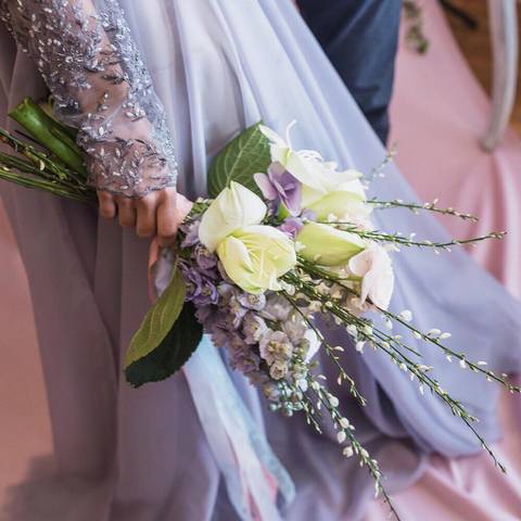 Букет невесты «Весенняя нежность», Свадебный букет с гортензией и генистой