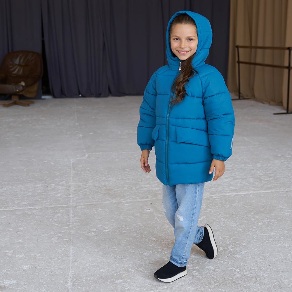 Дитяча подовжена зимова куртка в кольорі морська хвиля для дівчинки