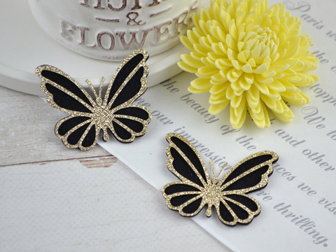 Патч-вирубка Метелик елегантний золотий на чорному фетрі